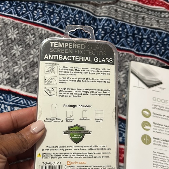 Screen protector - Picture 2 of 4